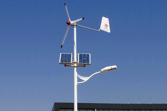 太陽能風(fēng)光互補(bǔ)路燈由哪幾個(gè)部件組成？