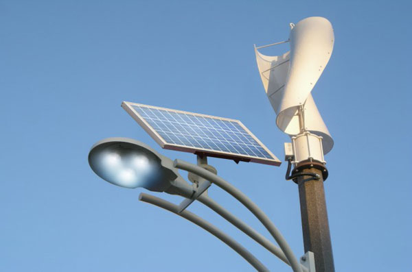 風(fēng)光互補(bǔ)是什么意思？什么是風(fēng)光互補(bǔ)路燈？