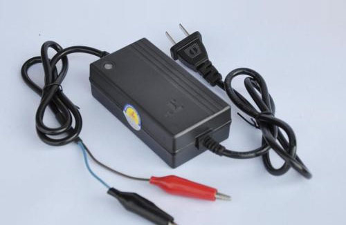 鉛酸蓄電池充電器與鋰電池充電器的區(qū)別？