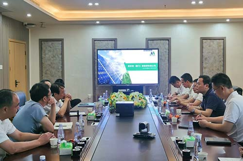 廈門市委常委、常務(wù)副市長黃曉舟一行蒞臨邁貝特指導(dǎo)工作