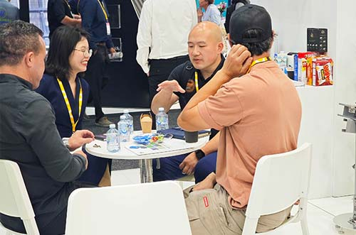 超越無限！邁貝特亮相澳洲展，促進(jìn)可再生能源發(fā)展