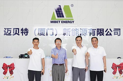 福建省新能源科技產(chǎn)業(yè)促進(jìn)會(huì)會(huì)長(zhǎng)李寧、秘書長(zhǎng)孫閩兆蒞臨邁貝特交流